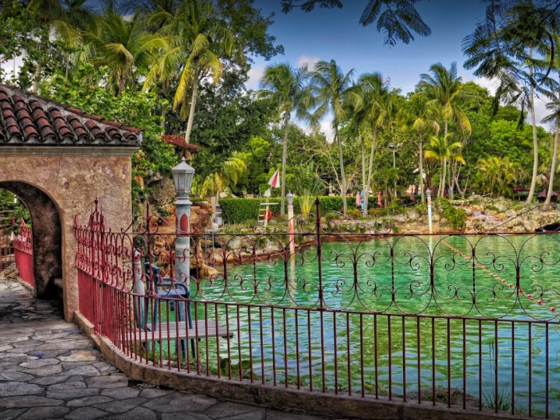 Mediterranean Mansion Outdoor Pool
