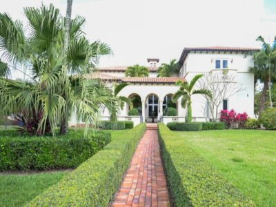 Diamond Logo Mansion Fame