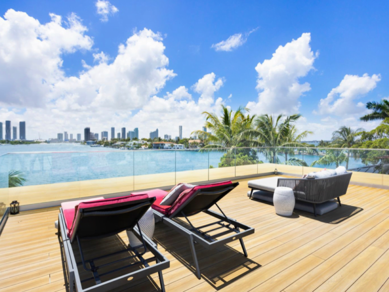 Miami Beach Mansion Waterfront Beauty