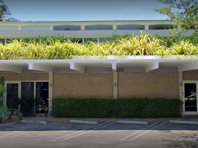 Artistic Miami Event Space with pool