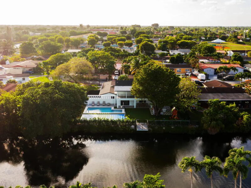 West Miami Backyard Golf