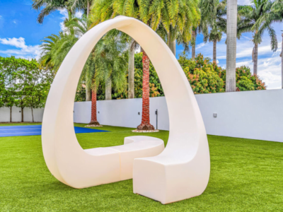 Miami backyard with tennis court