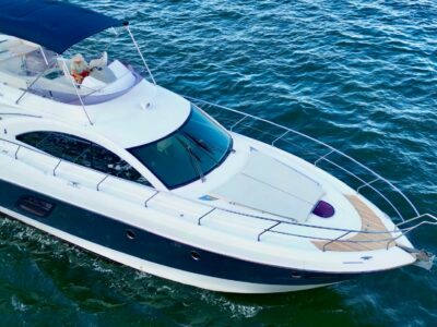 The Ark, Beneteau 52’ Flybridge