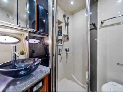 Remedy S. Cruiser 48’ fly bridge