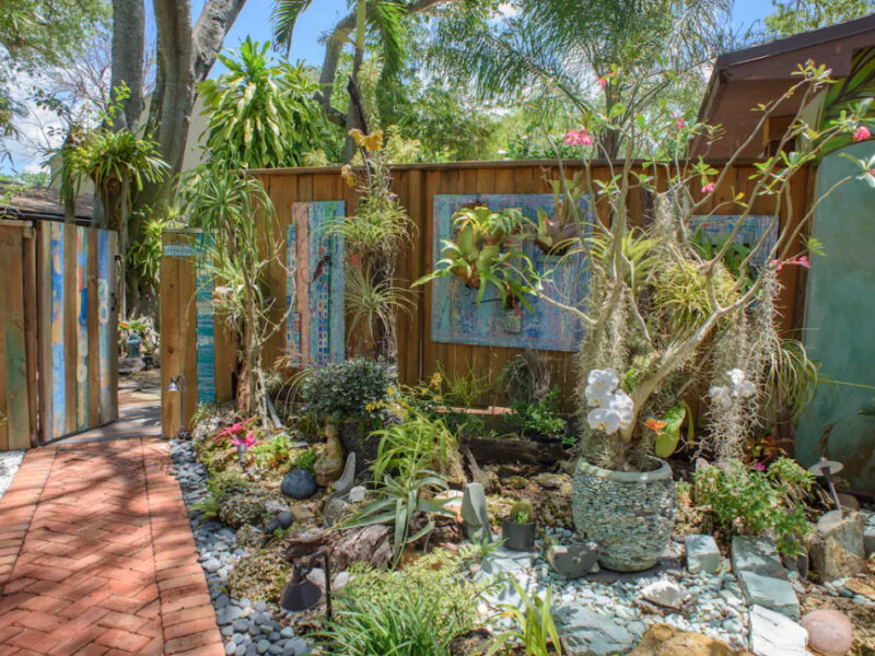 Coconut Grove 2 Bungalows