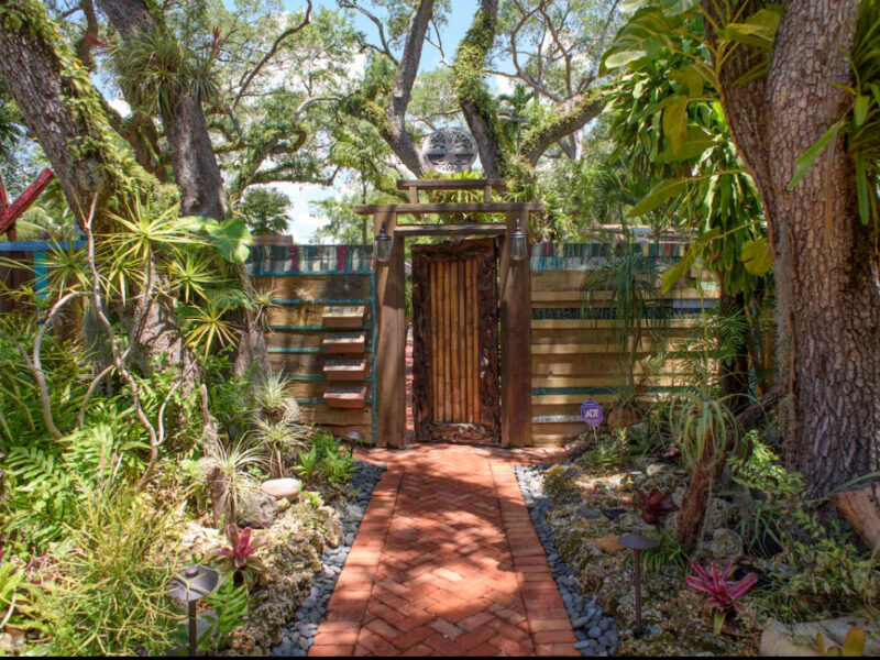 Coconut Grove 2 Bungalows