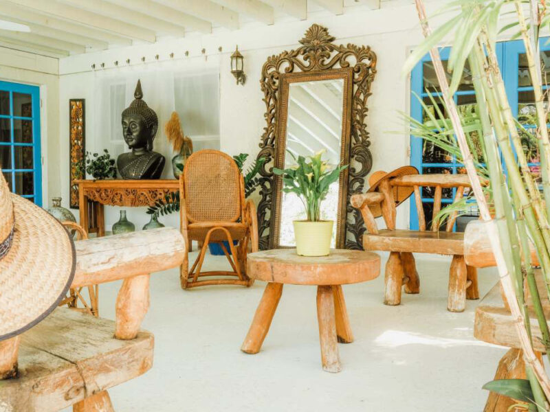 Huge Land Lagoon Cottage