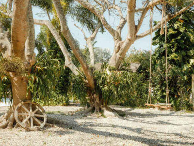 Huge Land Lagoon Cottage