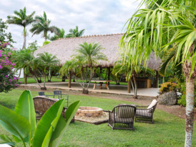 Huge Land Lagoon Cottage