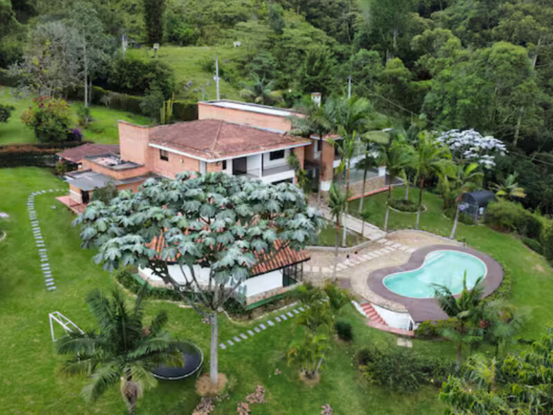 Medellín City View Home