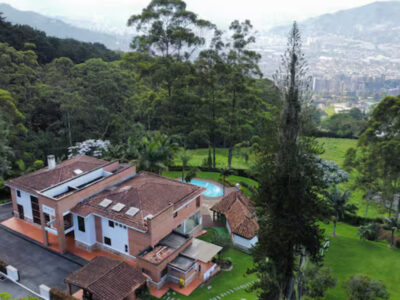 Medellín City View Home