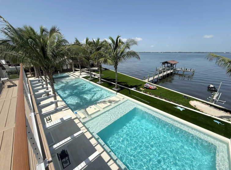Luxury Waterfront Melbourne Beach