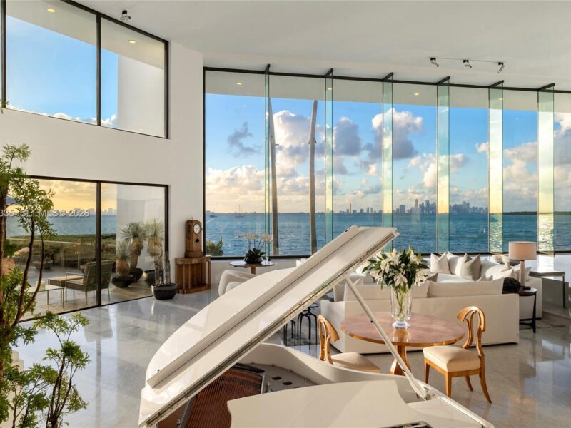 Scarface Movie Mansion Key Biscayne